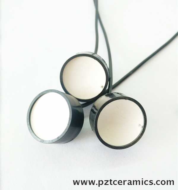 Ultrasone transducer voor ultrasone mes medisch apparaat