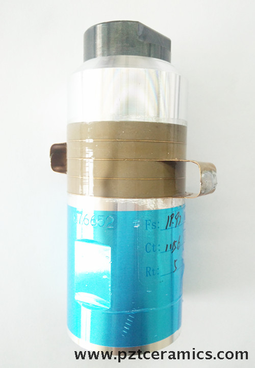 Ultrasone lastransducer