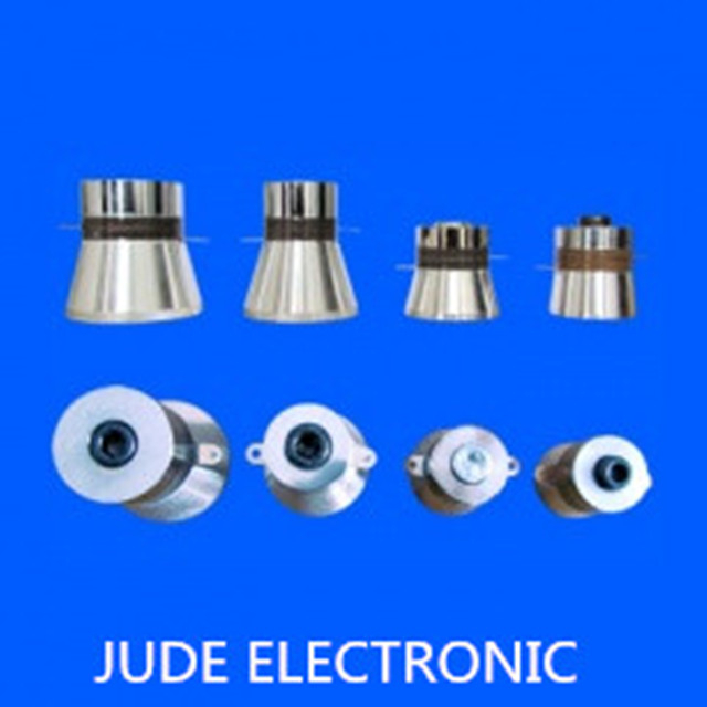 Ultrasone reinigingstransducer